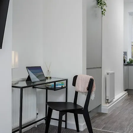 Springfield Spacious Comfort Apartment