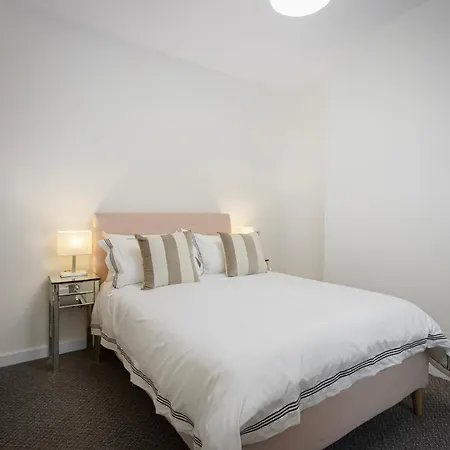 Springfield Spacious Comfort Apartment