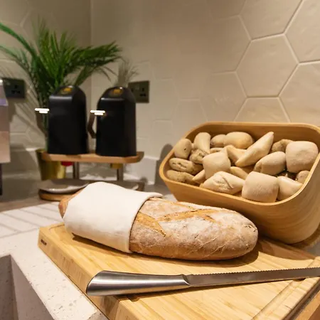 By Ihg 酒店 4*