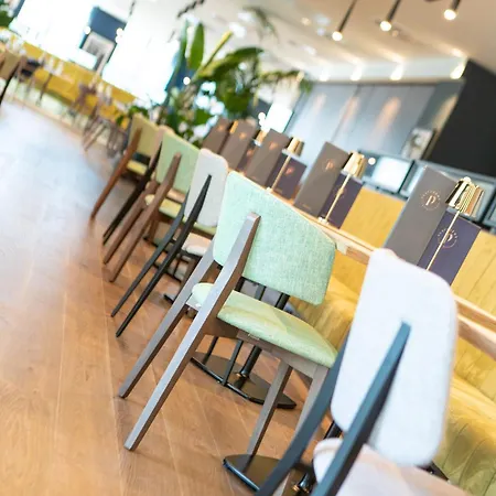 酒店 By Ihg