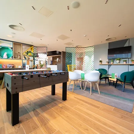 酒店 By Ihg 4*