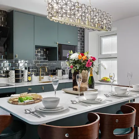 Swish Luxury Apartment
