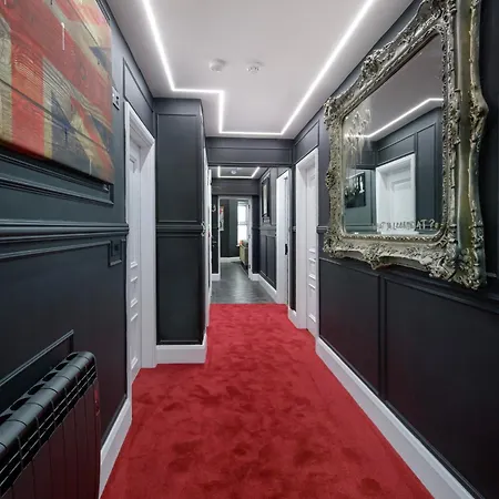 Swish Luxury Apartment