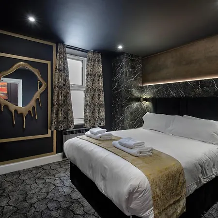 Apartment Swish Luxury