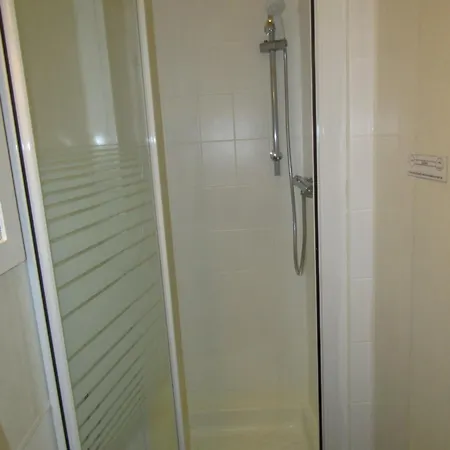 Bed & Breakfast No12 South Shore 3*