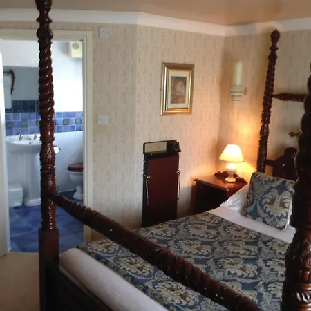 The Old Coach House Pensionat 4*