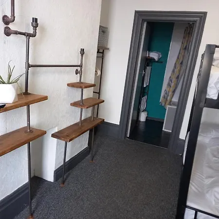 维尼耶家庭酒店
