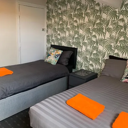 Tropics Hotel
