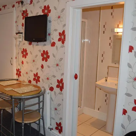 Ayrton House Apartment