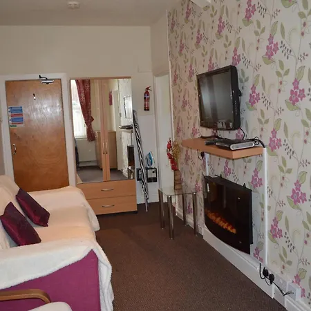 Ayrton House Apartment