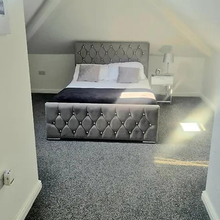 Apartment Deluxe On Mersey One Blackpool