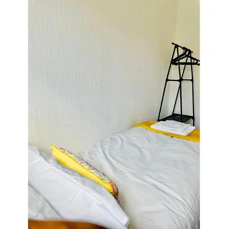 Apartment Love Care Apartments, 46 Westmorland Avenue, Blackpool, Fy1 5pg Blackpool