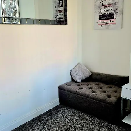 Deluxe On Mersey One Apartment Blackpool