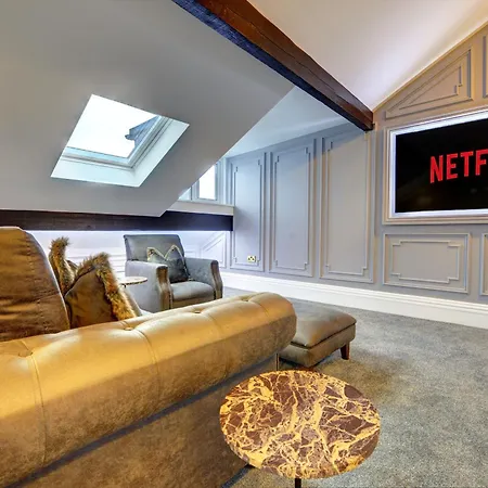Apartment Swish Luxury *