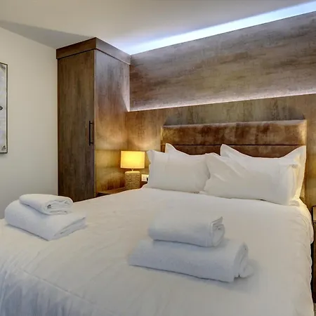 Swish Luxury *