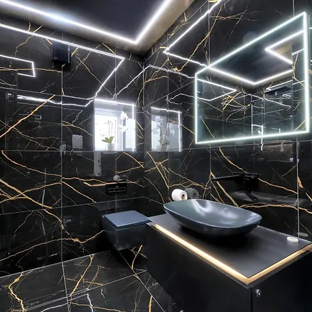 Apartment Swish Luxury
