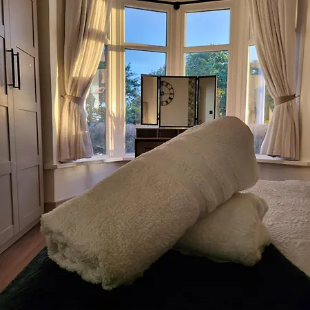 Country Style Modern Self Catering 3 Bedroom In Holiday home Blackpool