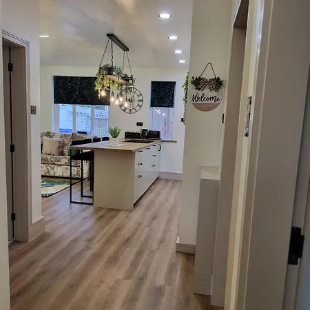 Country Style Modern Self Catering 3 Bedroom In *