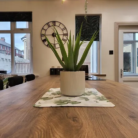 Country Style Modern Self Catering 3 Bedroom In Holiday home *