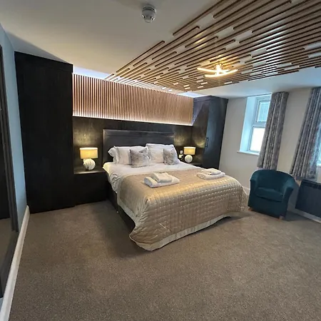 Swish Luxury Apartment *