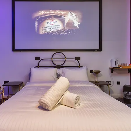 Art Hotel 2*