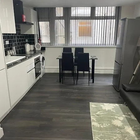 Ground Floor 2, Lynton * Blackpool