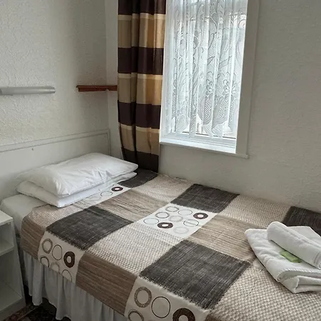 Delton 3* Блэкпул