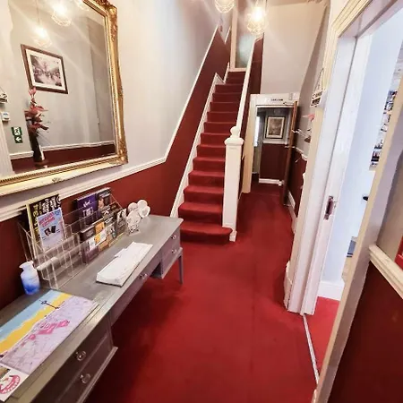 The Montclair Bed & Breakfast Blackpool