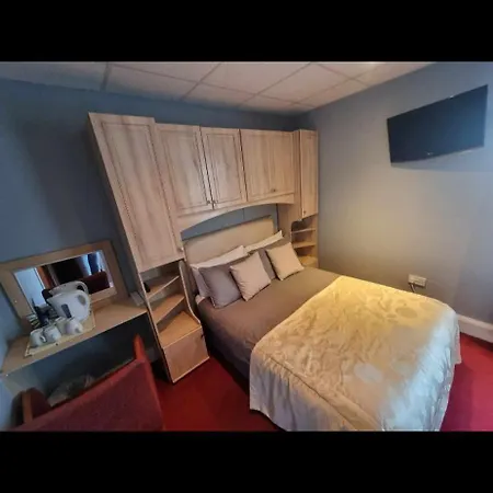 The Montclair Bed & Breakfast Blackpool