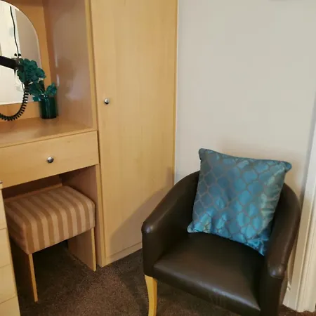 The Quorn 3*