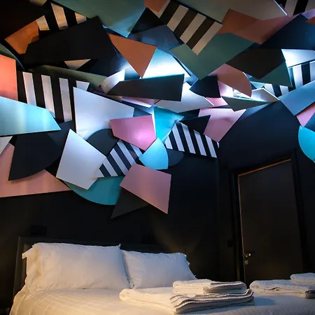 Art Hotel 2*