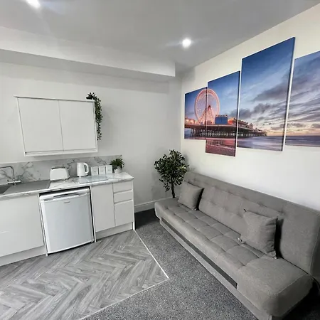 Osborne Luxury Hot Tub And Jacuzzi Apartment *