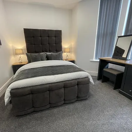 Apartment Osborne Luxury Hot Tub And Jacuzzi *