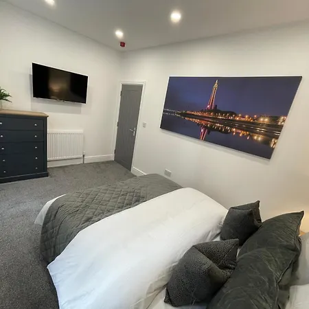 Osborne Luxury Hot Tub And Jacuzzi Apartment