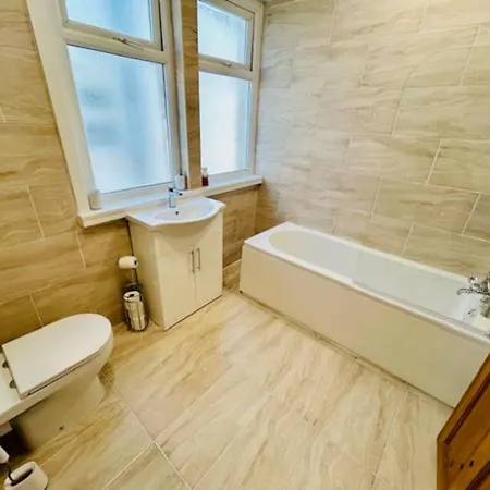 Jesmond Apartment Blackpool