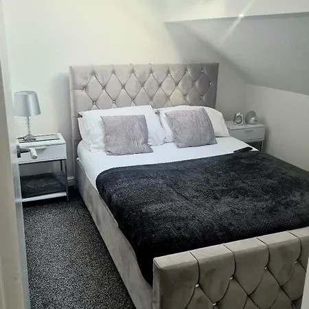 Deluxe On Mersey One Apartment *