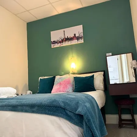 The Aspire Bed & Breakfast Blackpool