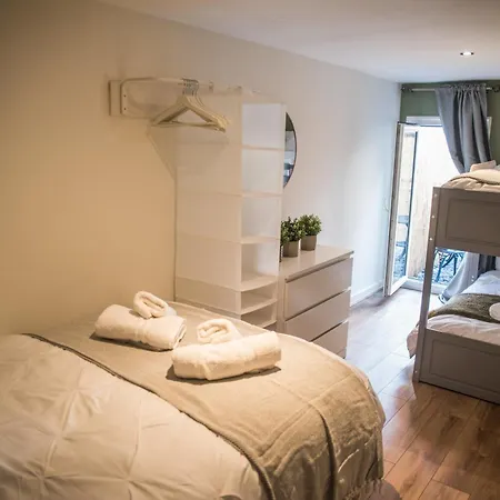 Apartment Vance Heights Blackpool