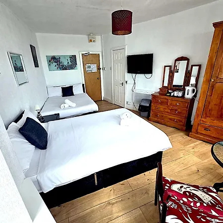 Henson Pleasure Guest house Blackpool