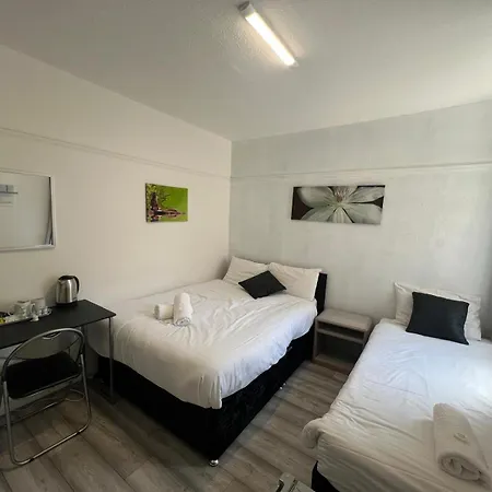 Guest house Henson Pleasure 3*