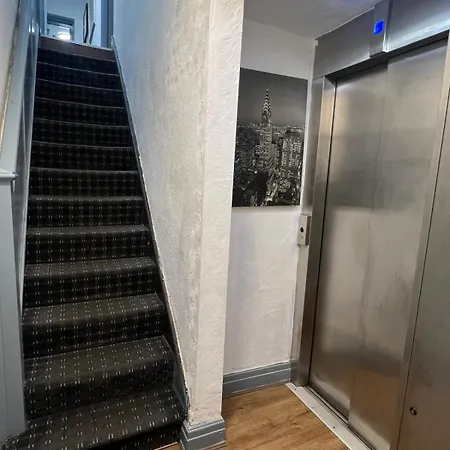 Henson Pleasure Guest house 3*