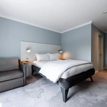 Semesteranläggning (resort) Village 4*