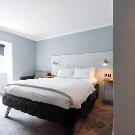 Semesteranläggning (resort) Village 4*