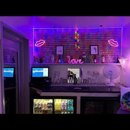 Hotell Myroomz Golden Blackpool