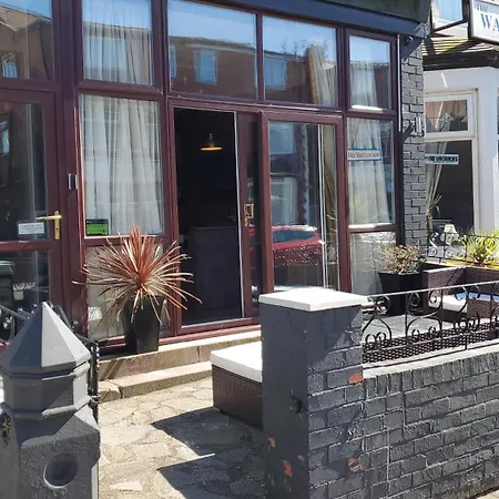 Leecliff Guest house Blackpool