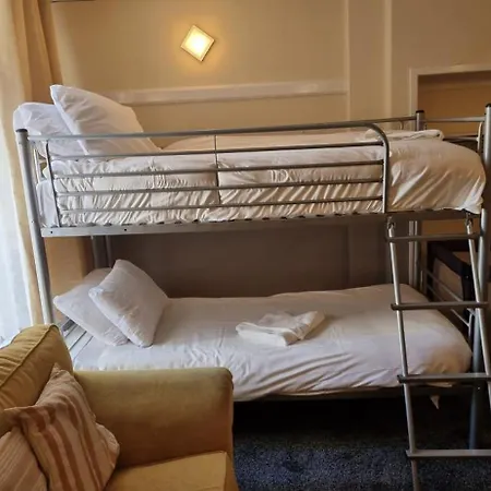 Funky Towers Hotel 3*