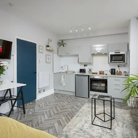 Lunar Apartment Blackpool