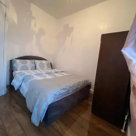 New 2 Bedroom Flat In * Blackpool