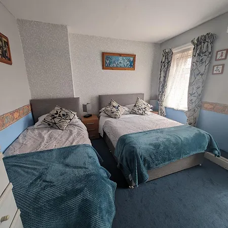 Hesketh Guest house 3*