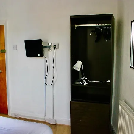 Henson Pleasure Guest house